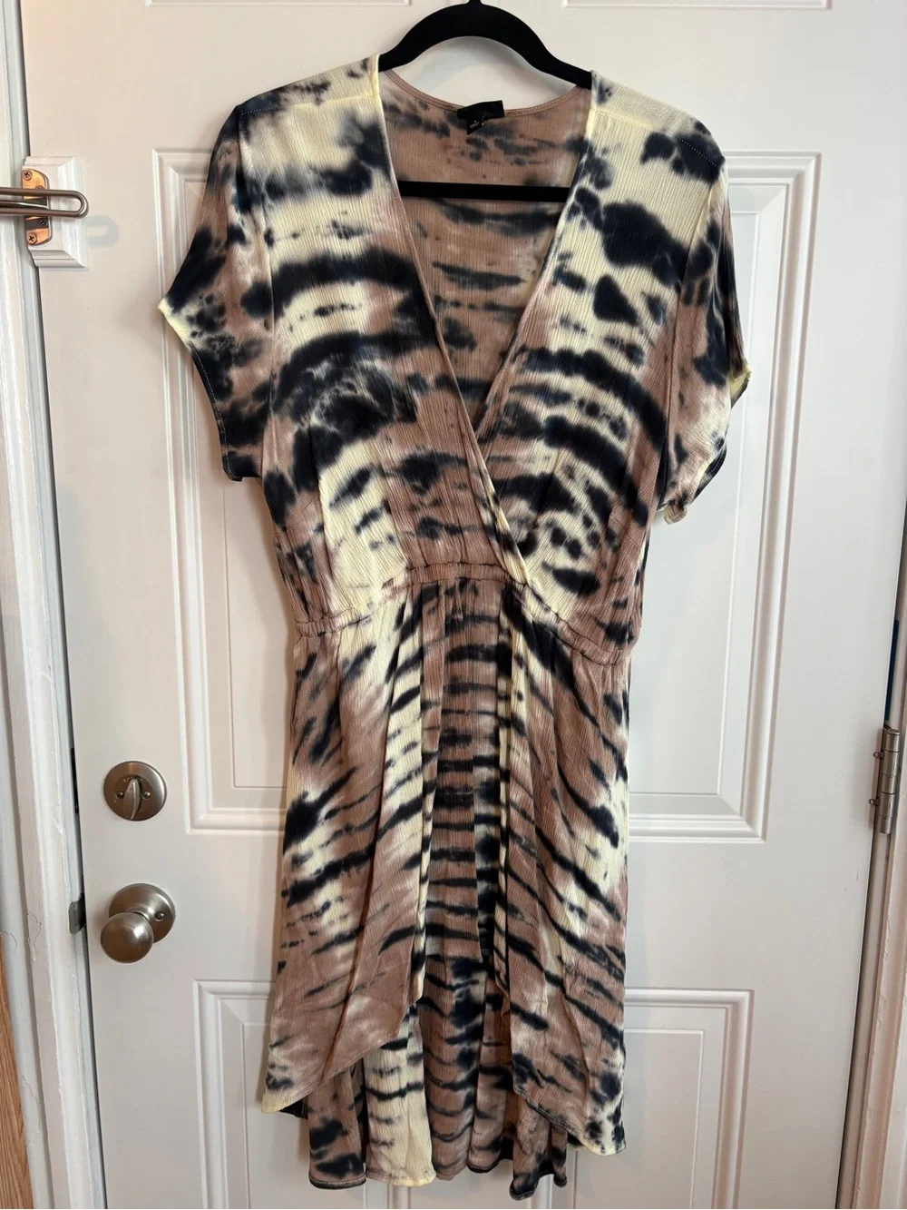 Torrid Tie Dye High Low Tunic Top - Picture 3 of 8